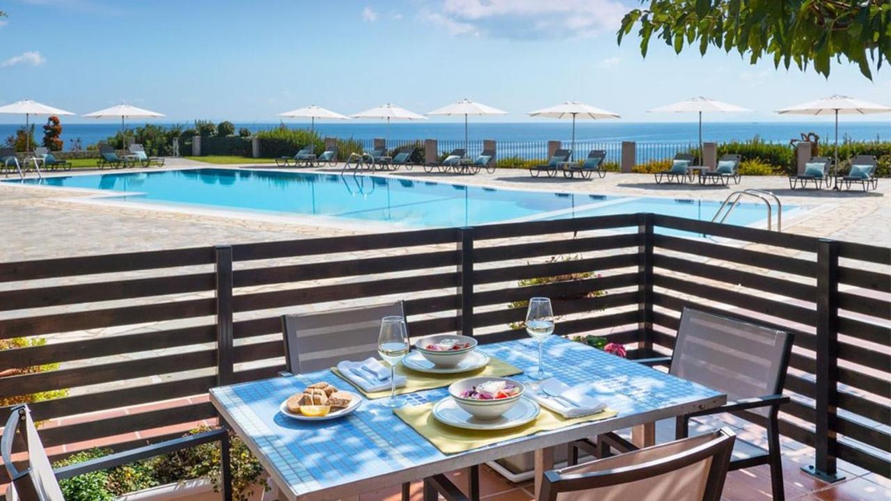 Skala  Blue Jasmine Hotel מראה חיצוני תמונה